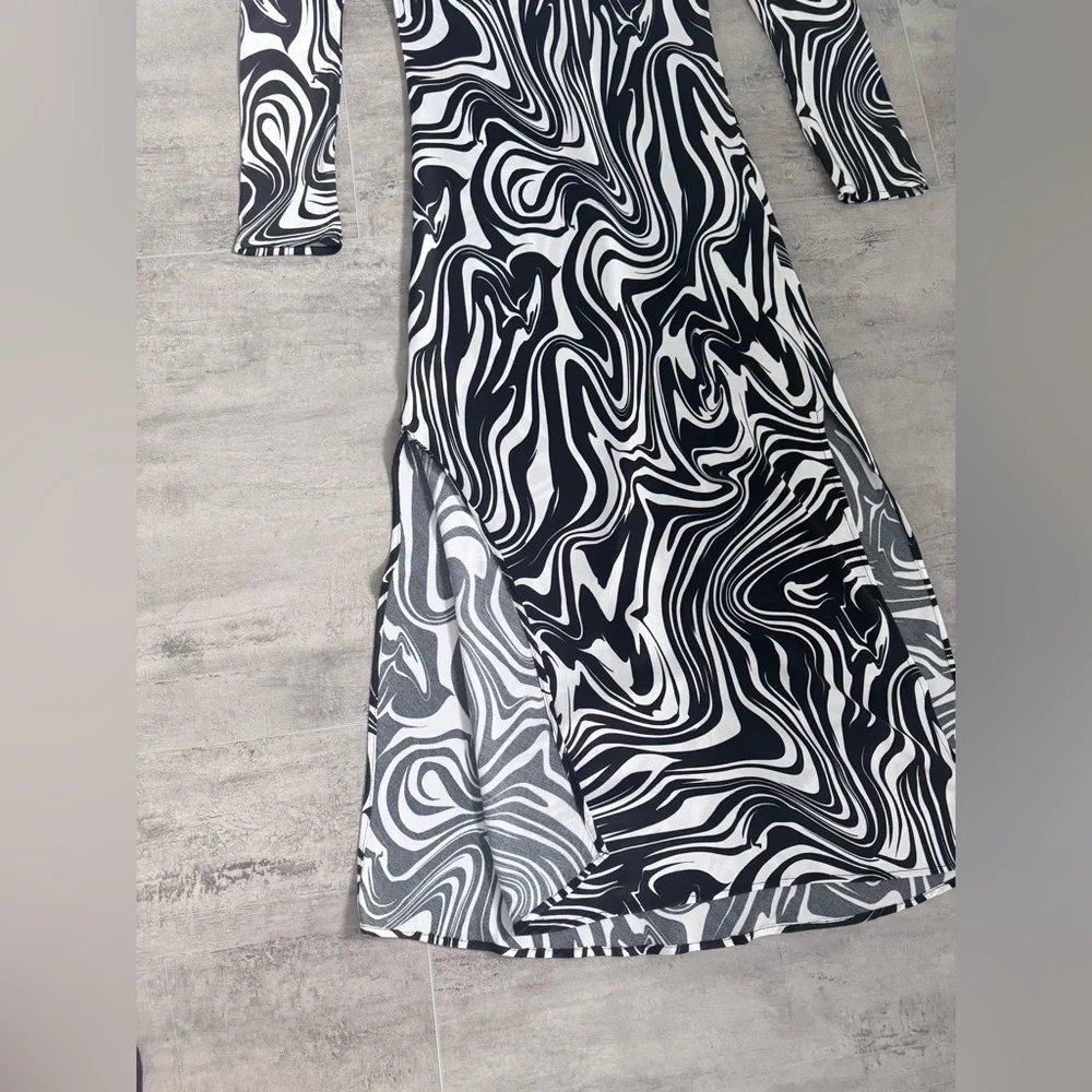 Bershka Black White Swirl Print Long Sleeve Midi Dress With Slits Size XX - Picture 6 of 13